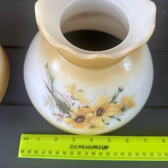 Vintage Sunflower Ceramic Milkglass lampshades - Picture 6 of 9